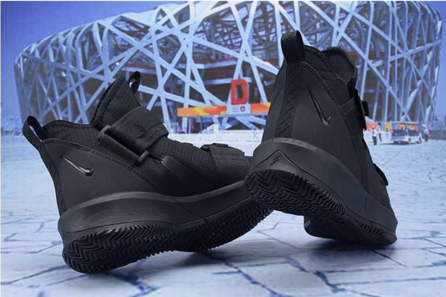Chassures basket Lebron James