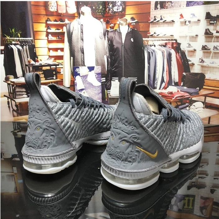 Chassures basket Lebron James