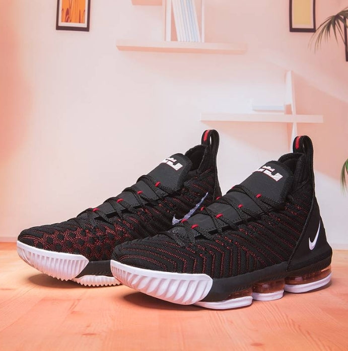 Chassures basket Lebron James