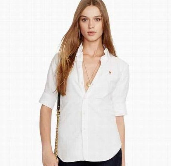 Les chemises Ralph Lauren Femme offrent une élégance et une qualité inégalées avec leur design intemporel et l'utilisation de matériaux .