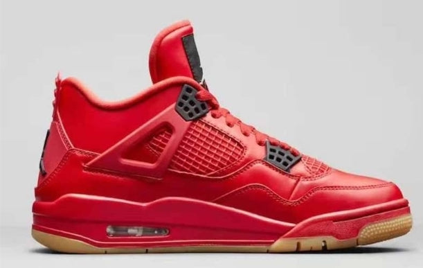 Les baskets Air Jordan 4 femme permettent de personnaliser votre style .En résumé, les Union X Air Jordan 04 femme incarnent le style.