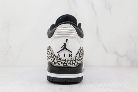 Les baskets Air Jordan 3 Triple White Femme permettent de personnaliser votre style tout en bénéficiant d’un confort supérieur.les Air Jordan 3 Triple.