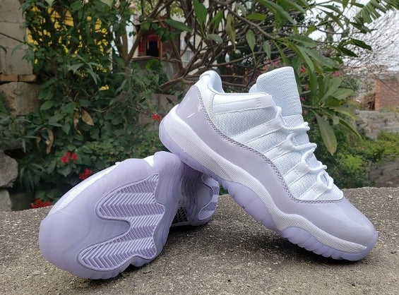 Les Air Jordan 11 Femme permettent de personnaliser votre style tout en bénéficiant d’un confort supérieur.Idéale pour un usage quotidien.