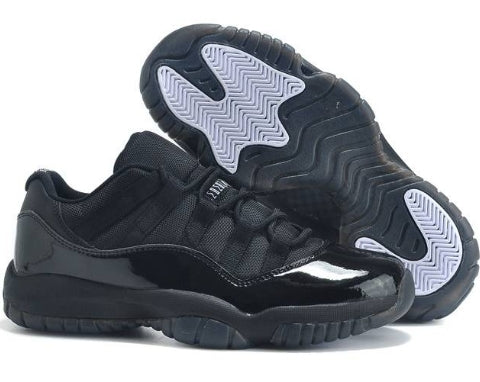 Les Air Jordan 11 Femme permettent de personnaliser votre style tout en bénéficiant d’un confort supérieur.Idéale pour un usage quotidien.