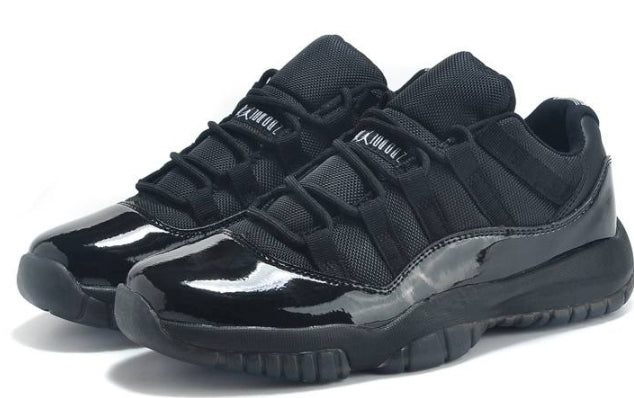 Les Air Jordan 11 Femme permettent de personnaliser votre style tout en bénéficiant d’un confort supérieur.Idéale pour un usage quotidien.