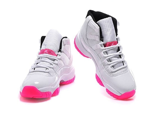 Les Air Jordan 11 Femme permettent de personnaliser votre style tout en bénéficiant d’un confort supérieur.Idéale pour un usage quotidien.