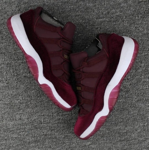 Les Air Jordan 11 Femme permettent de personnaliser votre style tout en bénéficiant d’un confort supérieur.Idéale pour un usage quotidien.