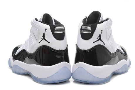 Les Air Jordan 11 Femme permettent de personnaliser votre style tout en bénéficiant d’un confort supérieur.Idéale pour un usage quotidien.