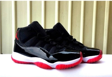 Les Air Jordan 11 Femme permettent de personnaliser votre style tout en bénéficiant d’un confort supérieur.Idéale pour un usage quotidien.