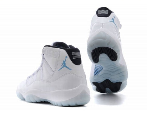 Les Air Jordan 11 Femme permettent de personnaliser votre style tout en bénéficiant d’un confort supérieur.Idéale pour un usage quotidien.