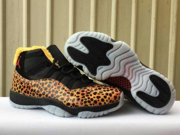 Les Air Jordan 11 Femme permettent de personnaliser votre style tout en bénéficiant d’un confort supérieur.Idéale pour un usage quotidien.