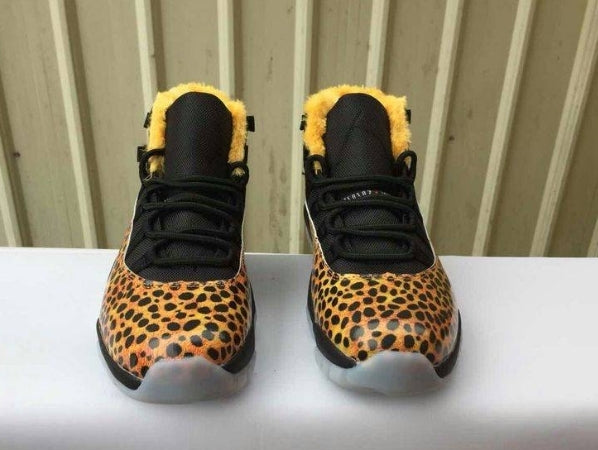 Les Air Jordan 11 Femme permettent de personnaliser votre style tout en bénéficiant d’un confort supérieur.Idéale pour un usage quotidien.