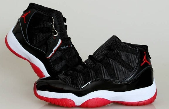 Les Air Jordan 11 Femme permettent de personnaliser votre style tout en bénéficiant d’un confort supérieur.Idéale pour un usage quotidien.