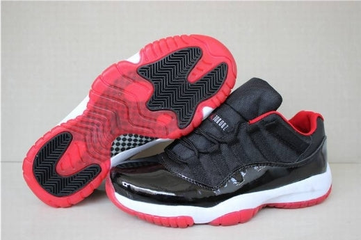 Les Air Jordan 11 Femme permettent de personnaliser votre style tout en bénéficiant d’un confort supérieur.Idéale pour un usage quotidien.