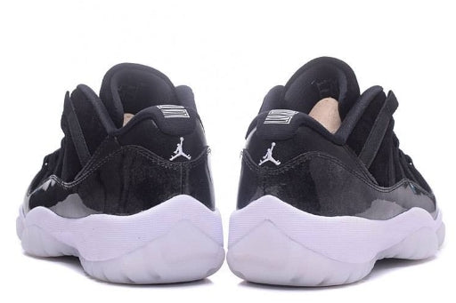 Les Air Jordan 11 Femme permettent de personnaliser votre style tout en bénéficiant d’un confort supérieur.Idéale pour un usage quotidien.