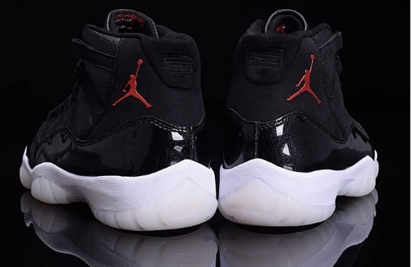 Les Air Jordan 11 Femme permettent de personnaliser votre style tout en bénéficiant d’un confort supérieur.Idéale pour un usage quotidien.