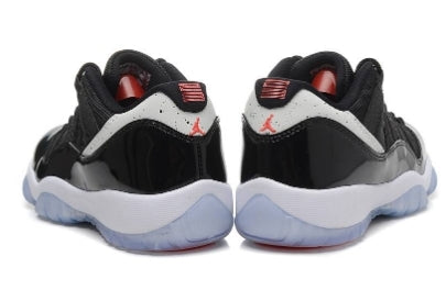 Les Air Jordan 11 Femme permettent de personnaliser votre style tout en bénéficiant d’un confort supérieur.Idéale pour un usage quotidien.