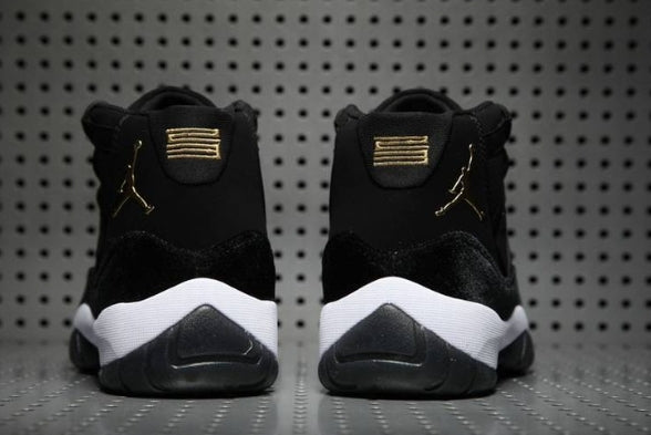 Baskets Air Jordan 11 GS Black Stingray Femme noir