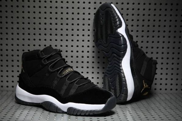 Baskets Air Jordan 11 GS Black Stingray Femme noir