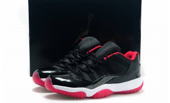 Les Air Jordan 11 Femme permettent de personnaliser votre style tout en bénéficiant d’un confort supérieur.Idéale pour un usage quotidien.