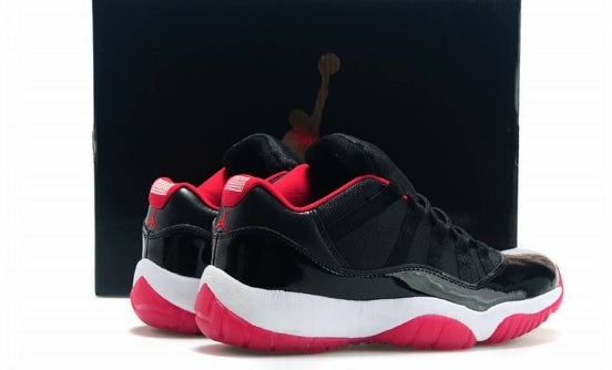 Les Air Jordan 11 Femme permettent de personnaliser votre style tout en bénéficiant d’un confort supérieur.Idéale pour un usage quotidien.