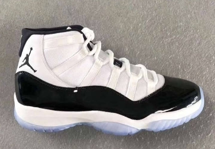 Les Air Jordan 11 Femme permettent de personnaliser votre style tout en bénéficiant d’un confort supérieur.Idéale pour un usage quotidien.