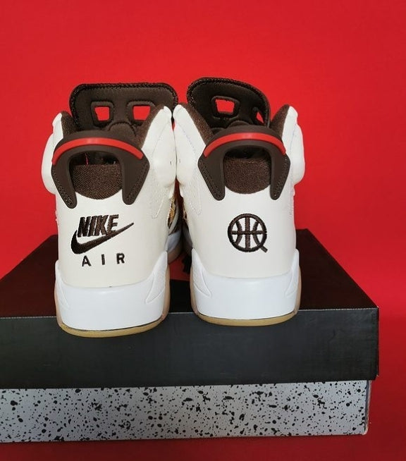 Les baskets Air Jordan 6 Retro "Pantone" Femme permettent de personnaliser votre style tout en bénéficiant d’un confort supérieur.