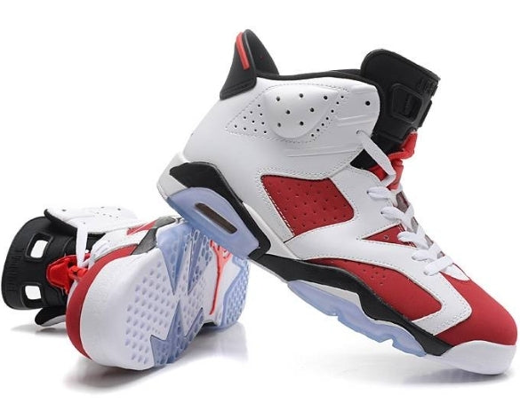 Les baskets Air Jordan 6 Retro "Pantone" Femme permettent de personnaliser votre style tout en bénéficiant d’un confort supérieur.