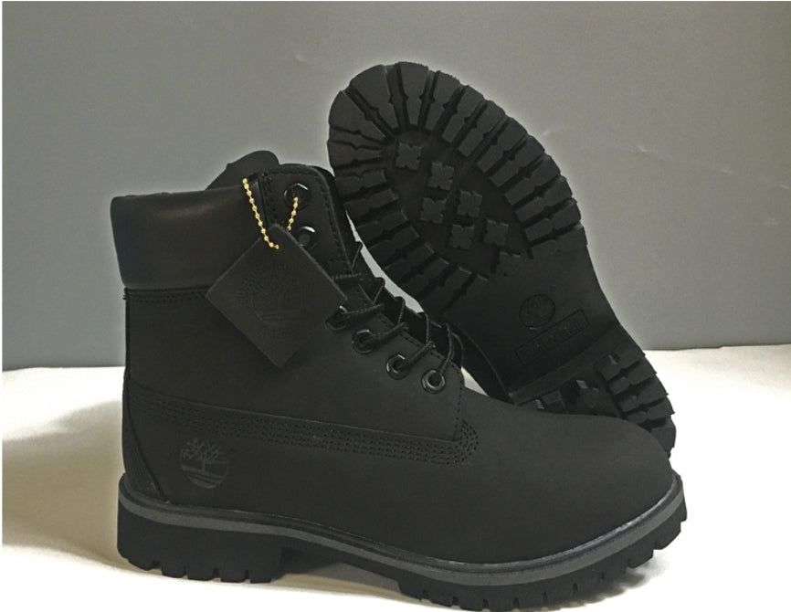 Les baskets Botte Timberland intemporel et robustesse. design qualité supérieure les rendent indispensables aventuriers.pas cher. Le moins cher.