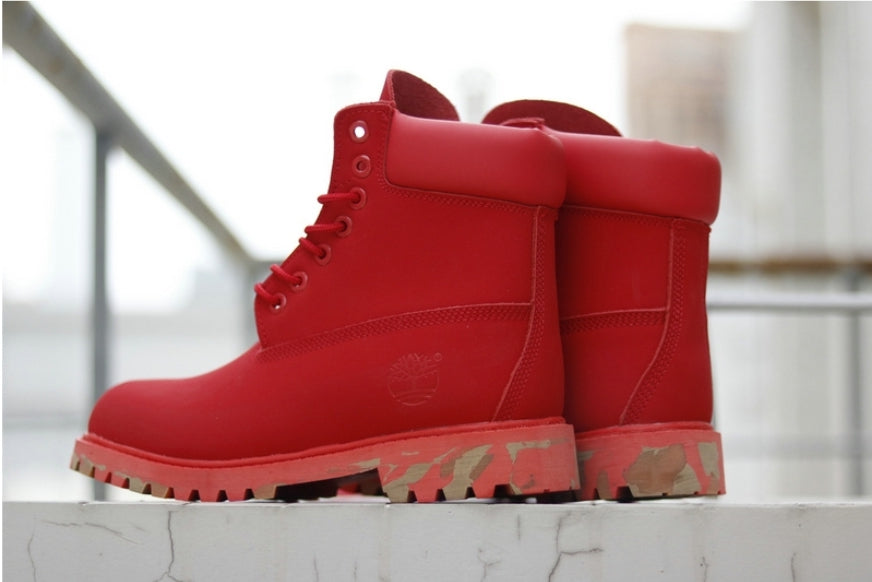 Les baskets Botte Timberland intemporel et robustesse. design qualité supérieure les rendent indispensables aventuriers.pas cher. Le moins cher.