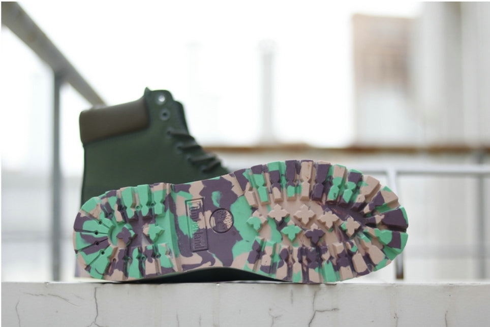 Les baskets Botte Timberland intemporel et robustesse. design qualité supérieure les rendent indispensables aventuriers.pas cher. Le moins cher.