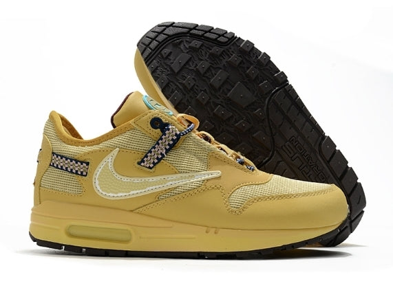 Les baskets Nike Air Max 1 Femme incarnent l’héritage emblématique de la marque Nike, combinant un design intemporel avec des touches modernes.