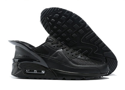 Les baskets Nike Air Max 90 Futura sont des pièces maîtresses de la mode.