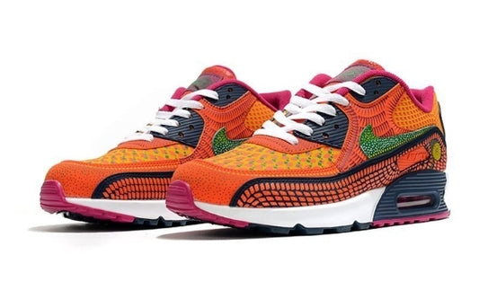 Les baskets Nike Air Max 90 Futura sont des pièces maîtresses de la mode.