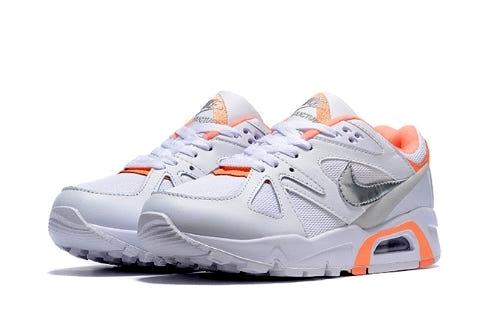 les baskets Nike Air Structure Triax 91 sont un témoignage de l'engagement de Nike à combiner style et innovation.