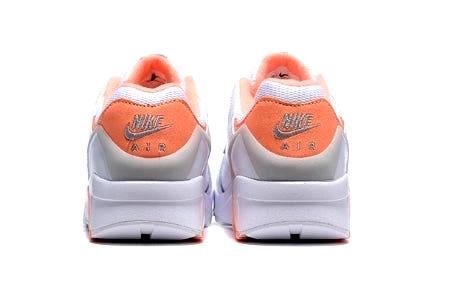 les baskets Nike Air Structure Triax 91 sont un témoignage de l'engagement de Nike à combiner style et innovation.