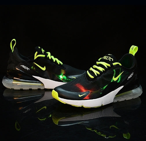 Les baskets Nike Air Max 270 Femme se démarquent par leur esthétique futuriste et leur technologie innovante.
