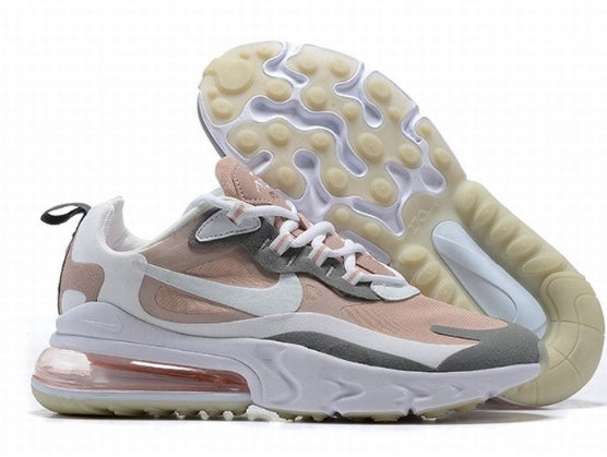 Les baskets Nike Air Max 270 Femme se démarquent par leur esthétique futuriste et leur technologie innovante.