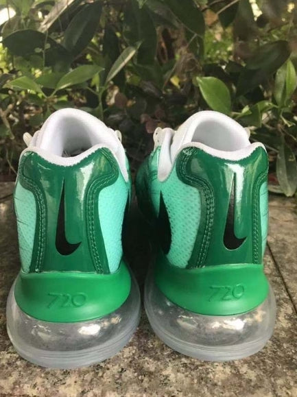 Les baskets Nike Air Max 720 95 Femme marient le design emblématique des Air Max 95 avec l'innovation moderne de l’unité Air Max 720.