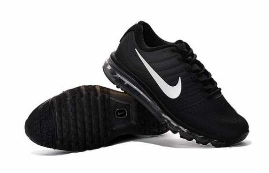 Les baskets Nike Air Max 2017 sont des pièces maîtresses de la mode. Avec un look décontractée