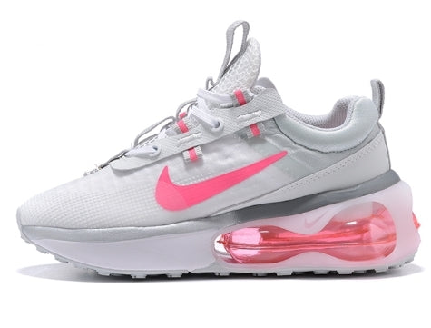 Les baskets Nike Air Max 2021 Femme représentent une évolution marquante dans l'univers des sneakers, illustrant l'engagement continu de Nike à allier style, innovation et performance.