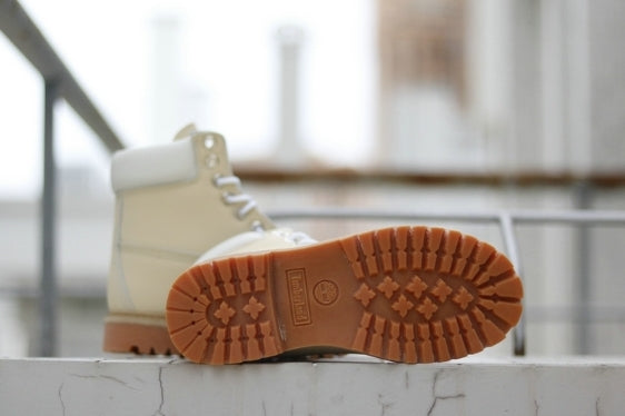 les baskets, bottes Timberland Femme sont un témoignage de l'engagement de Timberland à combiner style et durabilité.