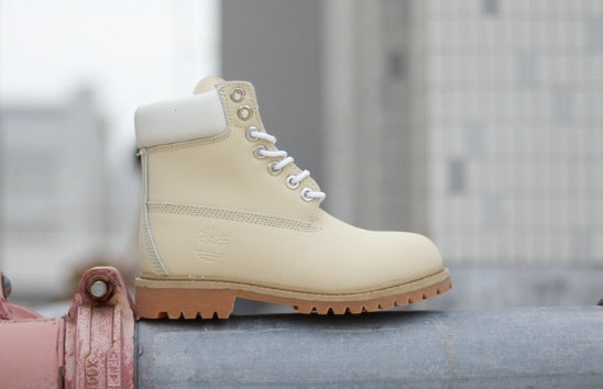 les baskets, bottes Timberland Femme sont un témoignage de l'engagement de Timberland à combiner style et durabilité.