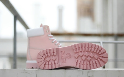 les baskets, bottes Timberland Femme sont un témoignage de l'engagement de Timberland à combiner style et durabilité.