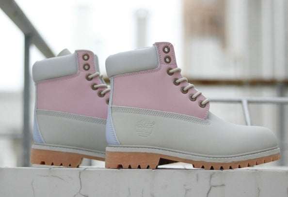 les baskets, bottes Timberland Femme sont un témoignage de l'engagement de Timberland à combiner style et durabilité.