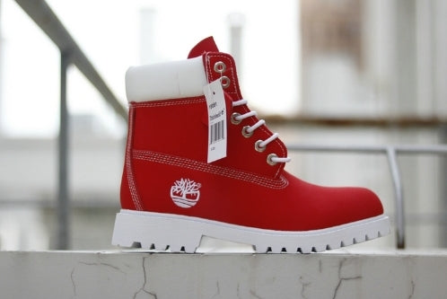 les baskets, bottes Timberland Femme sont un témoignage de l'engagement de Timberland à combiner style et durabilité.