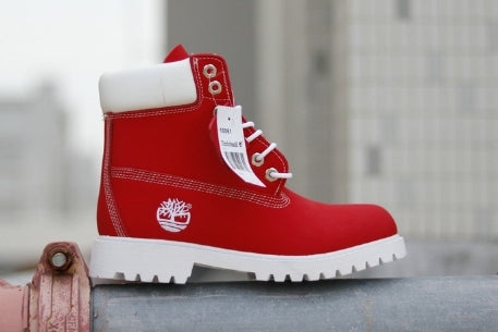 les baskets, bottes Timberland Femme sont un témoignage de l'engagement de Timberland à combiner style et durabilité.