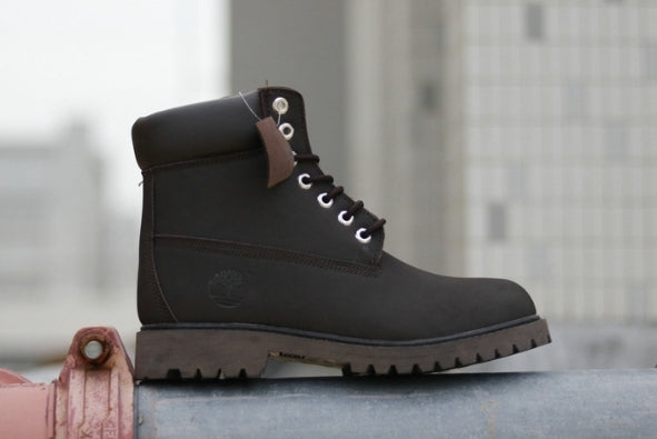 les baskets, bottes Timberland Femme sont un témoignage de l'engagement de Timberland à combiner style et durabilité.