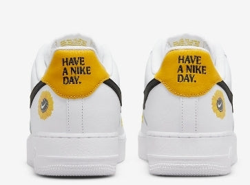 Premièrement : Les baskets Nike Air Force 1 Low femme incarnent l’alliance parfaite entre style intemporel et innovation technique.