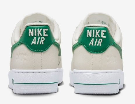 Premièrement : Les baskets Nike Air Force 1 Low femme incarnent l’alliance parfaite entre style intemporel et innovation technique.